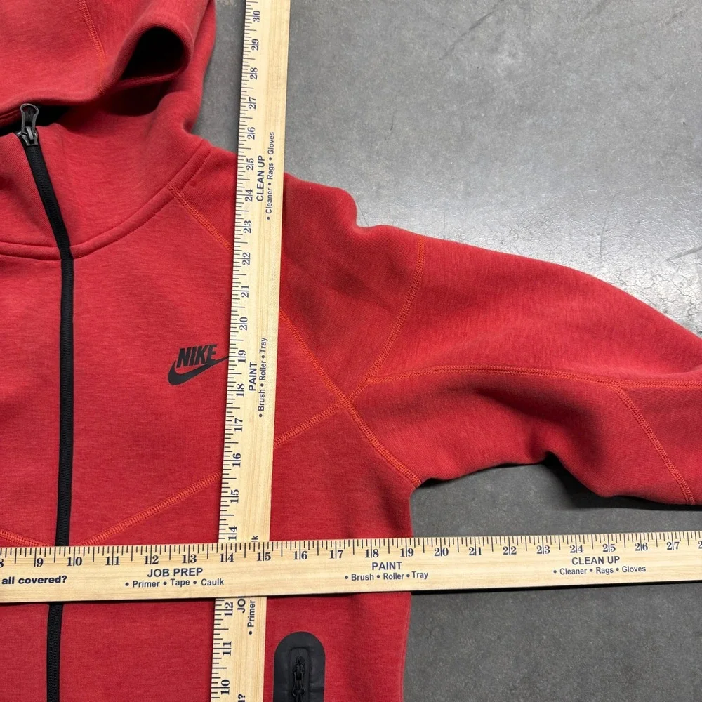 Nike tech fleece